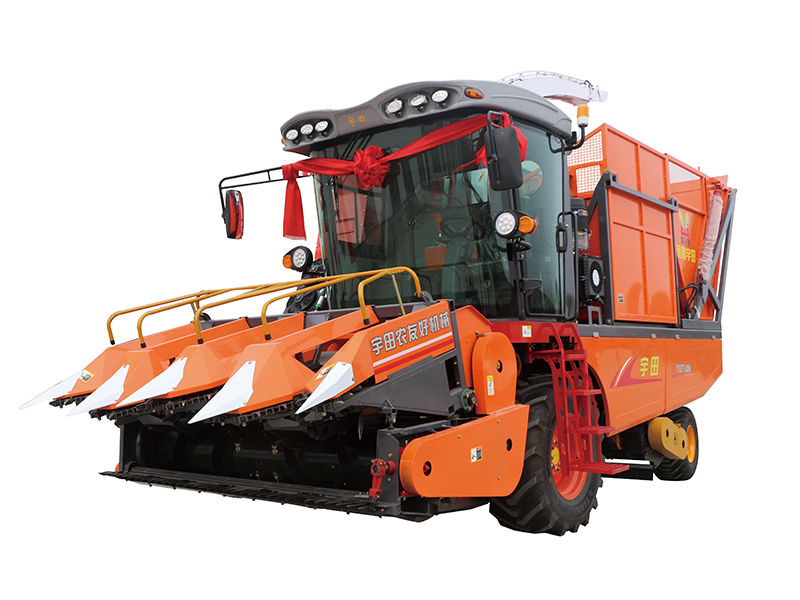 4YZB-4A自走式(shi)穗莖兼(jian)收玉米收穫(huo)機